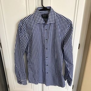 Men’s long sleeve checkered button down shirt